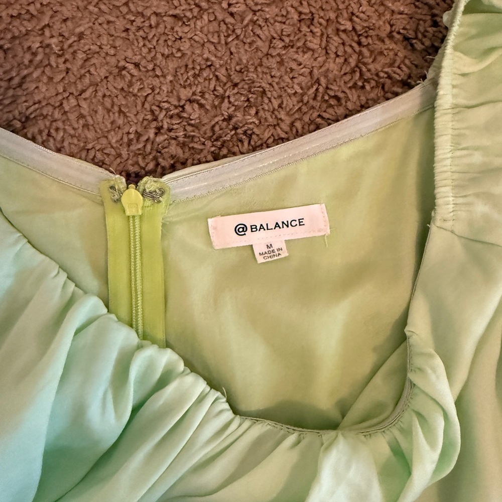 Green romper - Picture 2 of 3